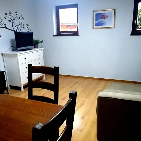 Apartmaji Renc Apartment *